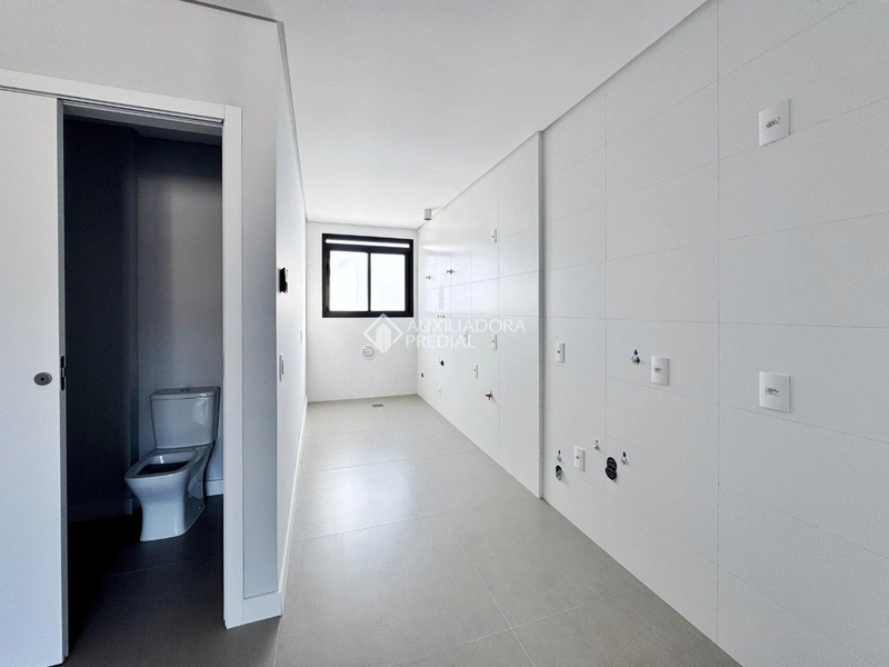 Apartamento novo, nunca habitado, com 2 suítes e 2 vagas de garagem: 5ª foto da galeria de imagens do imóvel