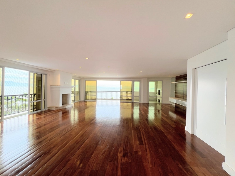 Apartamento de Alto Padrão com Vista para a Beira-Mar Norte - 4 Suítes: 5ª foto da galeria de imagens do imóvel