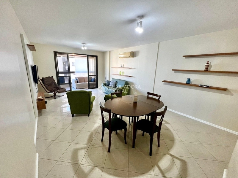 Apartamento à venda em Agronômica com 133 m², 3 quartos, 1 suíte, 1 va: 4ª foto da galeria de imagens do imóvel