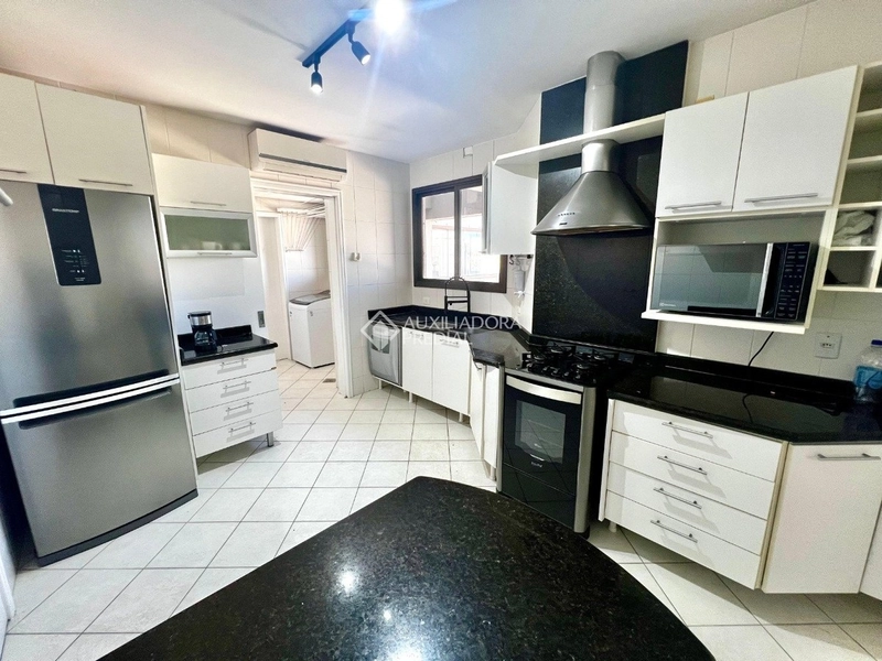 Apartamento à venda em Agronômica com 133 m², 3 quartos, 1 suíte, 1 va: 8ª foto da galeria de imagens do imóvel