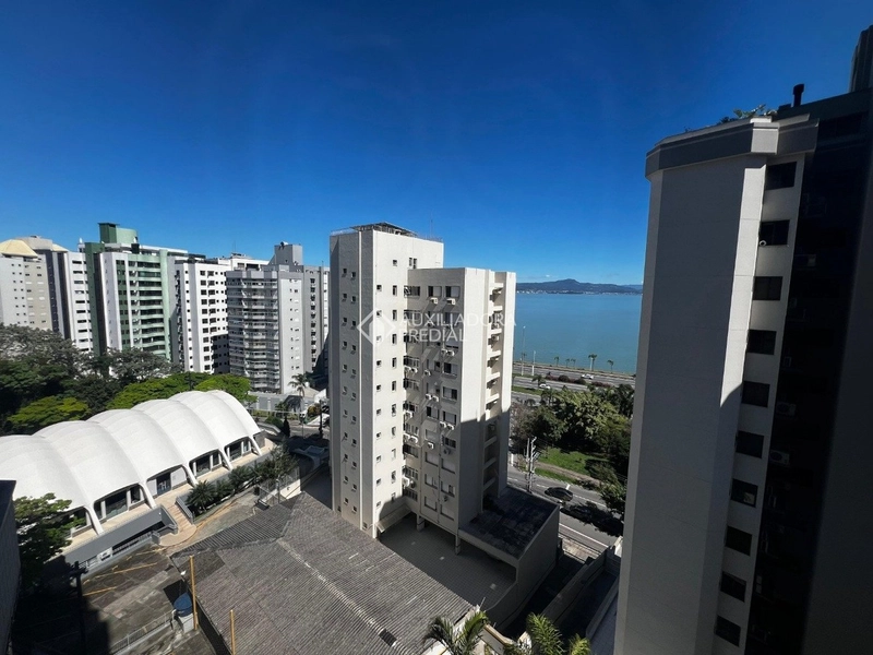 Apartamento à venda em Agronômica com 133 m², 3 quartos, 1 suíte, 1 va: 3ª foto da galeria de imagens do imóvel