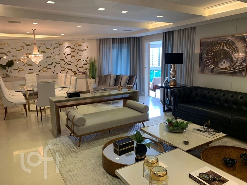 Apartamento à venda em Agronômica com 222 m², 3 suítes, 4 vagas: 3ª foto da galeria de imagens do imóvel