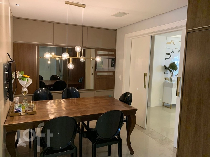 Apartamento à venda em Agronômica com 222 m², 3 suítes, 4 vagas: 18ª foto da galeria de imagens do imóvel