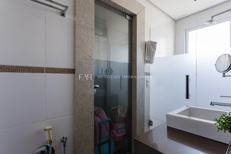 Apartamento à venda vista Mar com 220,75 m², 4 quartos, 4 vagas: 14ª foto da galeria de imagens do imóvel