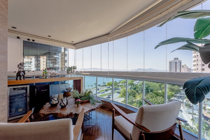 Apartamento à venda vista Mar com 220,75 m², 4 quartos, 4 vagas