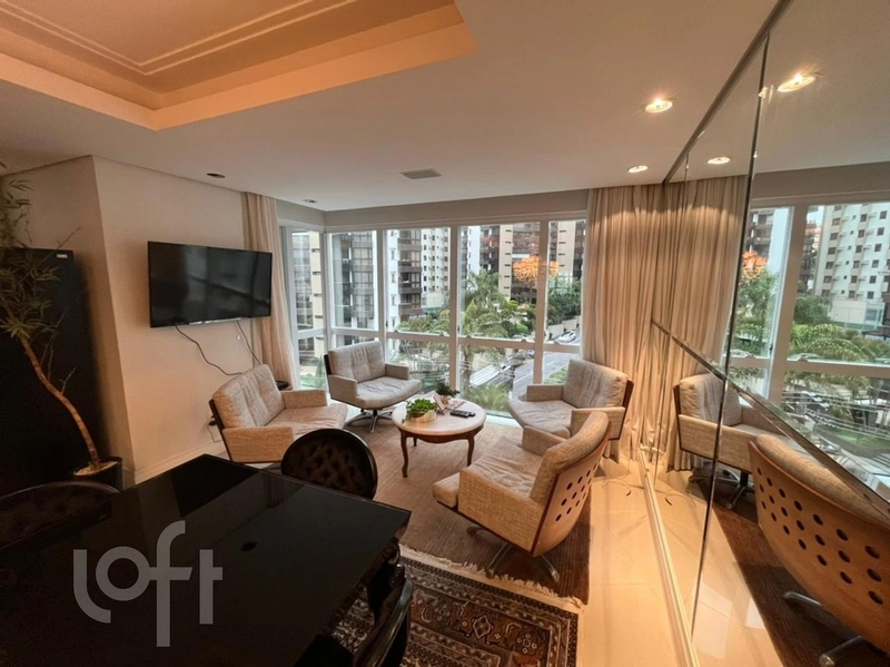 Apartamento à venda em Agronômica com 221 m², 3 suítes, 3 vagas: 1ª foto da galeria de imagens do imóvel