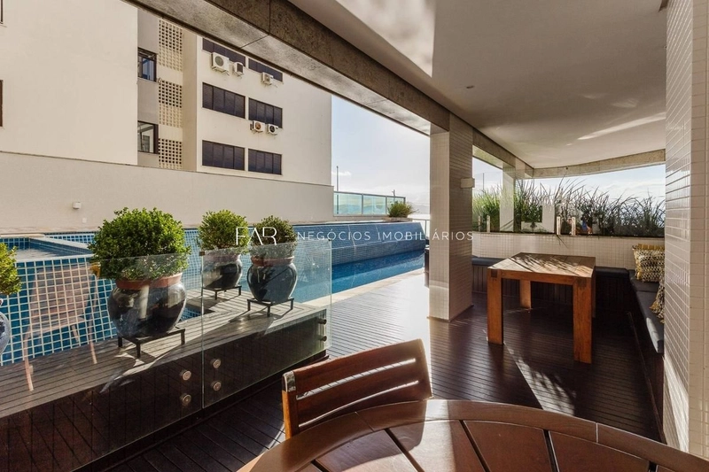 Apartamento à venda em Agronômica com 221 m², 3 suítes, 3 vagas: 20ª foto da galeria de imagens do imóvel