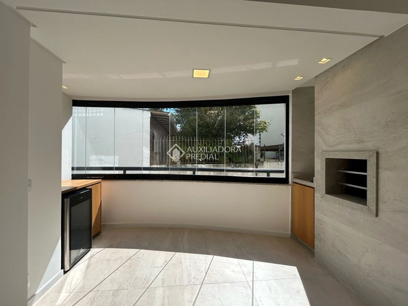 Apartamento 2 suítes recém reformado em Coqueiros: 9ª foto da galeria de imagens do imóvel