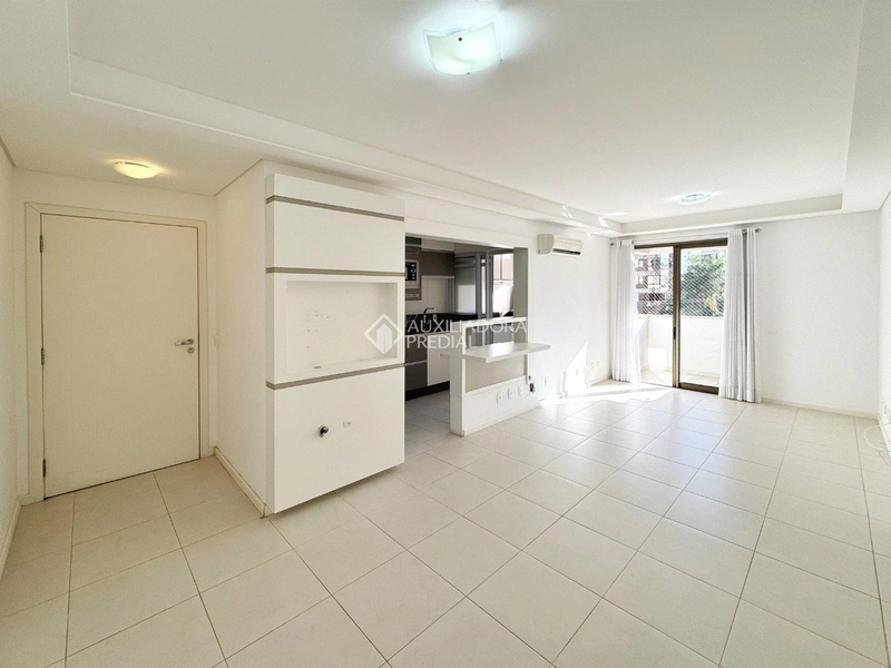 Apartamento à Venda próximo a Beira Mar - 02 quartos (1 suíte): 2ª foto da galeria de imagens do imóvel