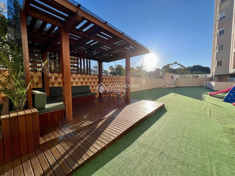 Amplo Apartamento com 4 Dormitórios na Agronômica - Florianópolis: 34ª foto da galeria de imagens do imóvel