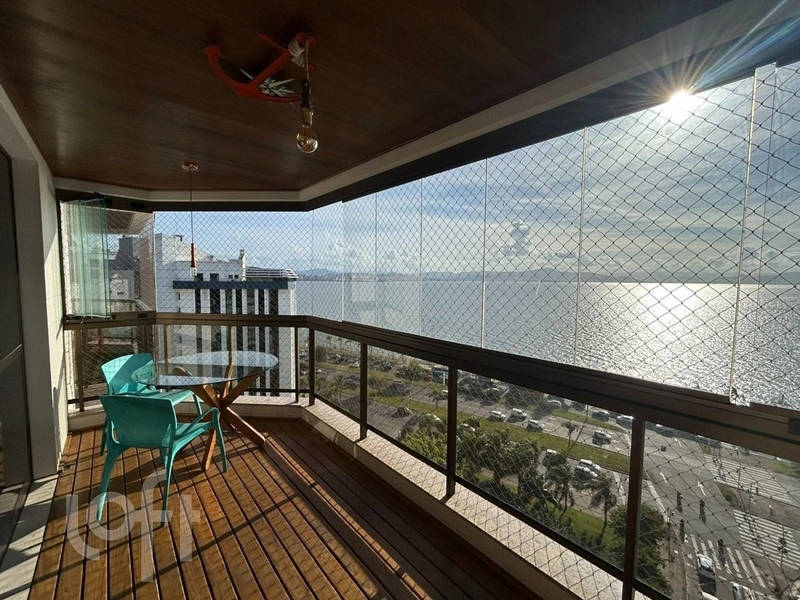 Apartamento à venda em Agronômica com 171 m², 4 quartos, 2 suítes: 1ª foto da galeria de imagens do imóvel