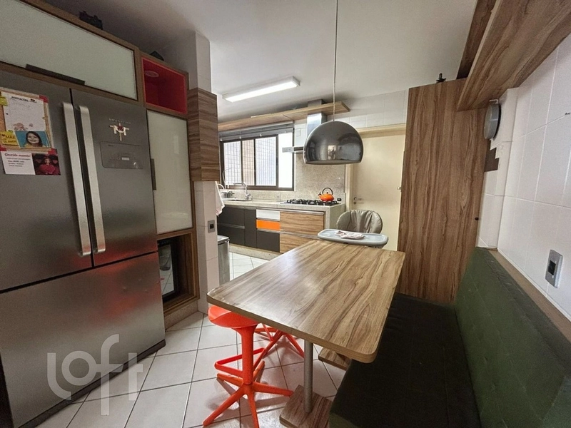 Apartamento à venda em Agronômica com 171 m², 4 quartos, 2 suítes: 10ª foto da galeria de imagens do imóvel