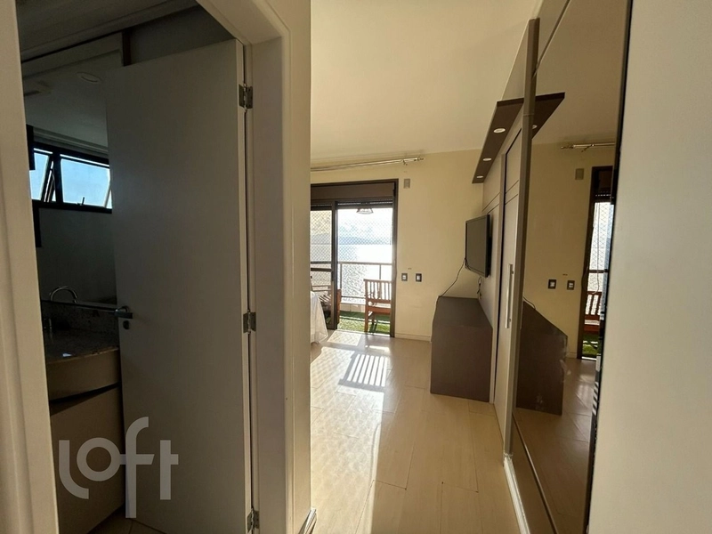 Apartamento à venda em Agronômica com 171 m², 4 quartos, 2 suítes: 12ª foto da galeria de imagens do imóvel