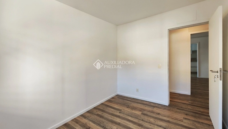 Apartamento à Venda no Centro de Florianópolis - 3 Quartos (1 Suíte) -: 10ª foto da galeria de imagens do imóvel