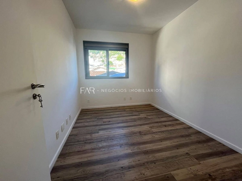 Apartamento à Venda no Centro de Florianópolis - 3 Quartos (1 Suíte) -: 9ª foto da galeria de imagens do imóvel