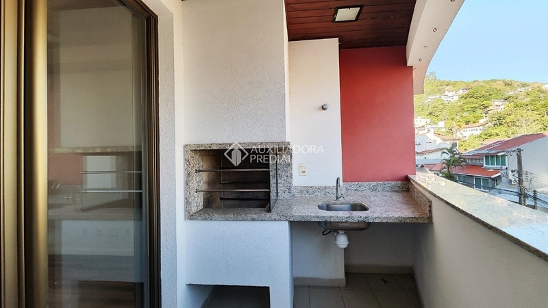 Apartamento à Venda no Centro de Florianópolis - 3 Quartos (1 Suíte) -: 4ª foto da galeria de imagens do imóvel