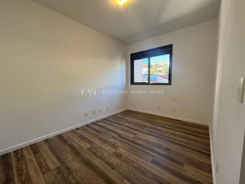 Apartamento à Venda no Centro de Florianópolis - 3 Quartos (1 Suíte) -: 10ª foto da galeria de imagens do imóvel