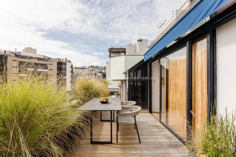 Cobertura duplex, 4 dormitórios, sendo 2 suítes, 3 vagas, à venda, Bei: 40ª foto da galeria de imagens do imóvel