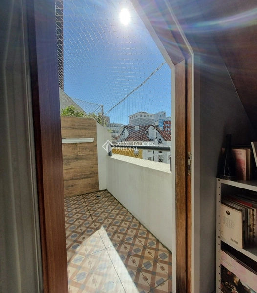 Amplo Triplex Semi-Mobiliado no Itacorubi com 5 Dormitórios e 2 Suítes: 28ª foto da galeria de imagens do imóvel
