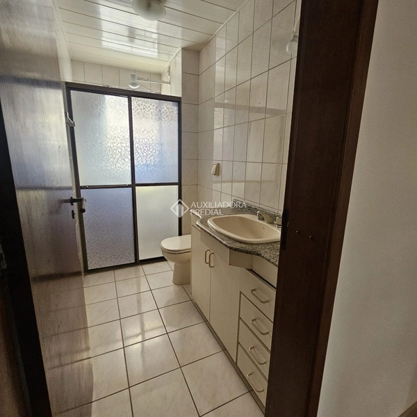 Apartamento Amplo com 3 Dormitórios e Excelente Localização - Centro d: 8ª foto da galeria de imagens do imóvel
