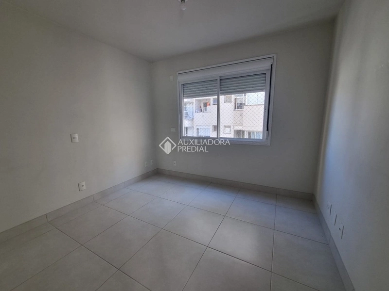 Conforto e praticidade no coração de Florianópolis 2 quartos, 1 suíte: 7ª foto da galeria de imagens do imóvel