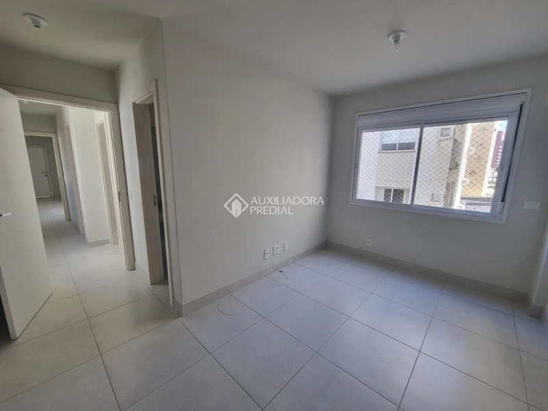 Conforto e praticidade no coração de Florianópolis 2 quartos, 1 suíte: 8ª foto da galeria de imagens do imóvel