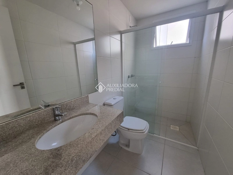 Conforto e praticidade no coração de Florianópolis 2 quartos, 1 suíte: 11ª foto da galeria de imagens do imóvel