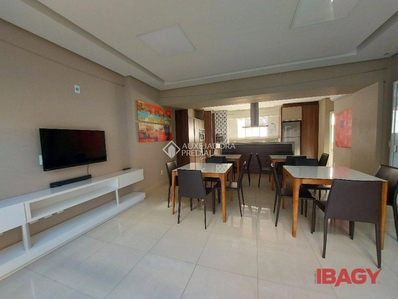Conforto e praticidade no coração de Florianópolis 2 quartos, 1 suíte: 17ª foto da galeria de imagens do imóvel