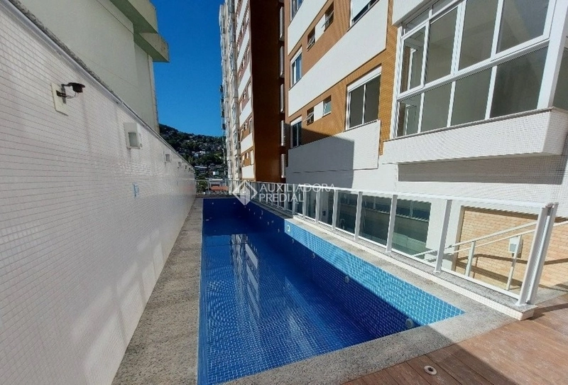 Conforto e praticidade no coração de Florianópolis 2 quartos, 1 suíte: 12ª foto da galeria de imagens do imóvel