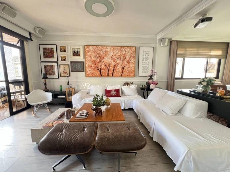 Apartamento com 4 quartos, sendo 2 suítes á Venda- Centro, Fpolis: 4ª foto da galeria de imagens do imóvel