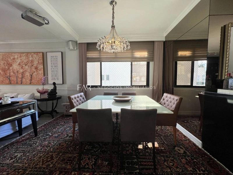 Apartamento com 4 quartos, sendo 2 suítes á Venda- Centro, Fpolis: 2ª foto da galeria de imagens do imóvel