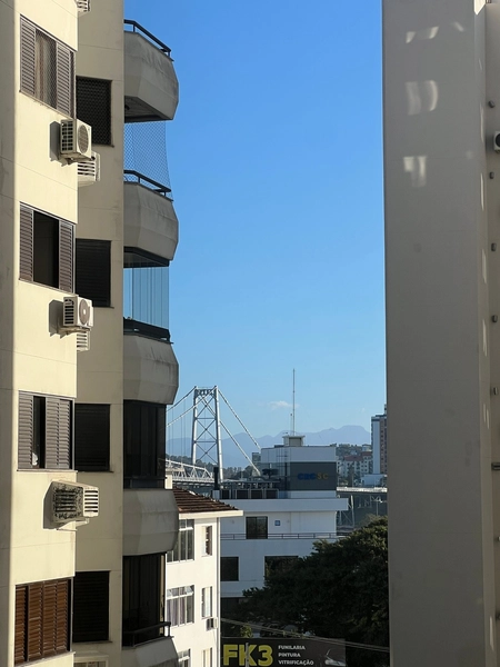 Apartamento a venda no Centro de Florianópolis - 02 quartos - 77m²: 4ª foto da galeria de imagens do imóvel