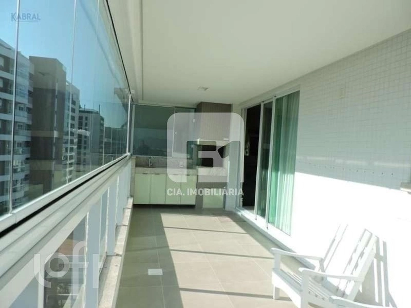 Apartamento à venda em Centro com 168 m², 3 quartos, 3 suítes, 2 vagas: 8ª foto da galeria de imagens do imóvel