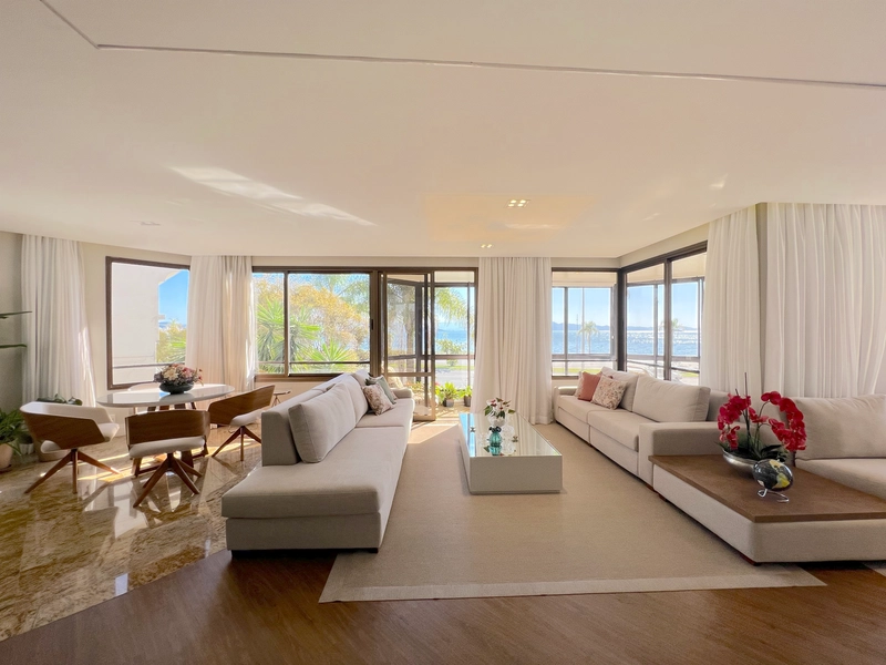 Luxuoso apartamento com vista Beira Mar - 3 suítes: 1ª foto da galeria de imagens do imóvel