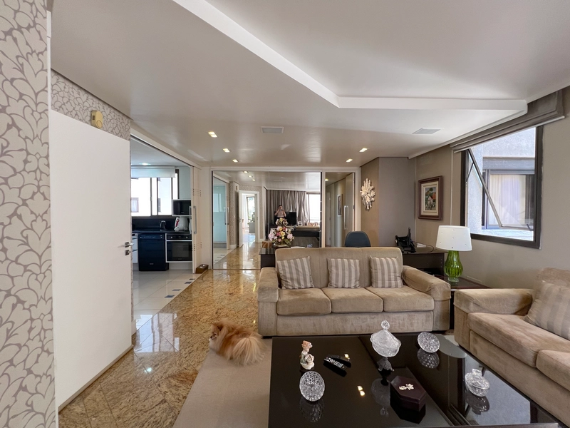 Luxuoso apartamento com vista Beira Mar - 3 suítes: 10ª foto da galeria de imagens do imóvel
