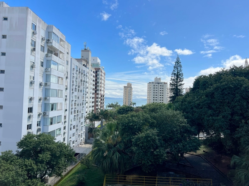 Apartamento com 3 vagas, 3 quartos, no centro, a uma quadra da beira m: 19ª foto da galeria de imagens do imóvel
