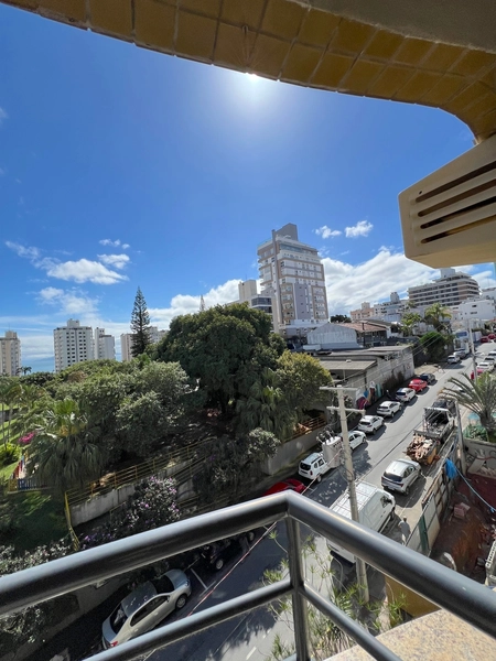 Apartamento com 3 vagas, 3 quartos, no centro, a uma quadra da beira m: 12ª foto da galeria de imagens do imóvel