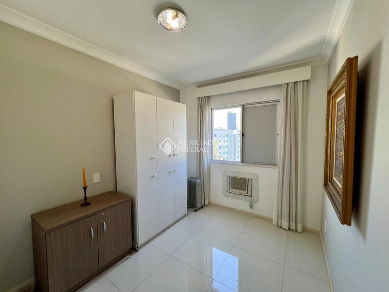 Cobertura duplex com 3 dormitórios sendo 1 suíte no bairro Carvoeira: 13ª foto da galeria de imagens do imóvel