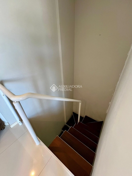 Cobertura duplex com 3 dormitórios sendo 1 suíte no bairro Carvoeira: 17ª foto da galeria de imagens do imóvel