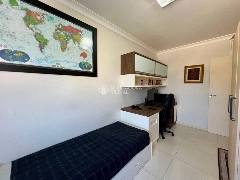 Cobertura duplex com 3 dormitórios sendo 1 suíte no bairro Carvoeira: 9ª foto da galeria de imagens do imóvel