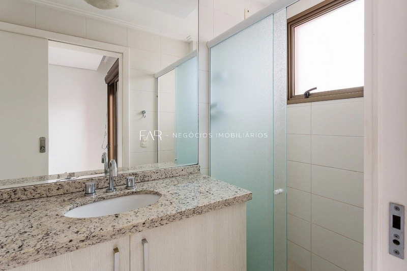 Cobertura de 316m2 e 5 vagas de garagem no Centro de Florianópolis: 23ª foto da galeria de imagens do imóvel