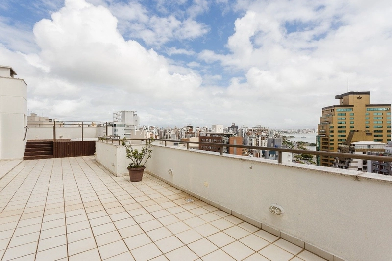 Cobertura de 316m2 e 5 vagas de garagem no Centro de Florianópolis: 8ª foto da galeria de imagens do imóvel