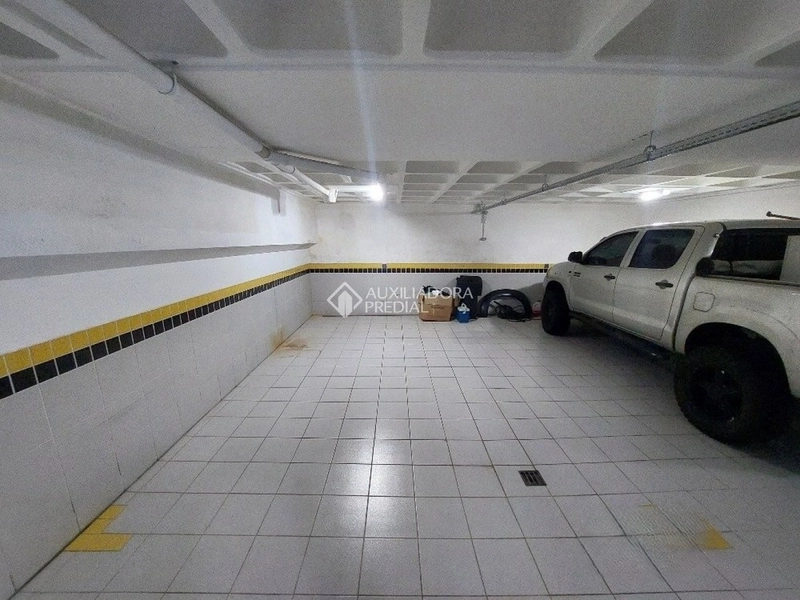 Cobertura de 316m2 e 5 vagas de garagem no Centro de Florianópolis: 25ª foto da galeria de imagens do imóvel