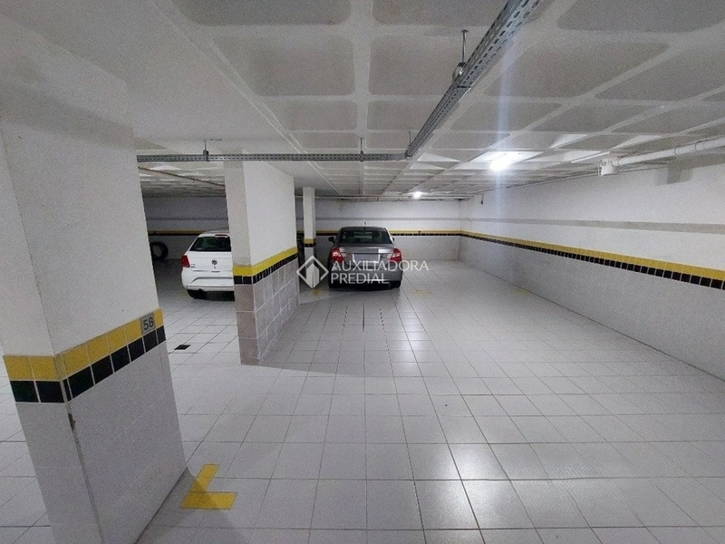 Cobertura de 316m2 e 5 vagas de garagem no Centro de Florianópolis: 27ª foto da galeria de imagens do imóvel