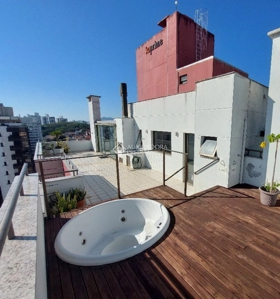 Cobertura de 316m2 e 5 vagas de garagem no Centro de Florianópolis: 10ª foto da galeria de imagens do imóvel