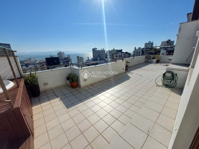 Cobertura de 316m2 e 5 vagas de garagem no Centro de Florianópolis: 8ª foto da galeria de imagens do imóvel