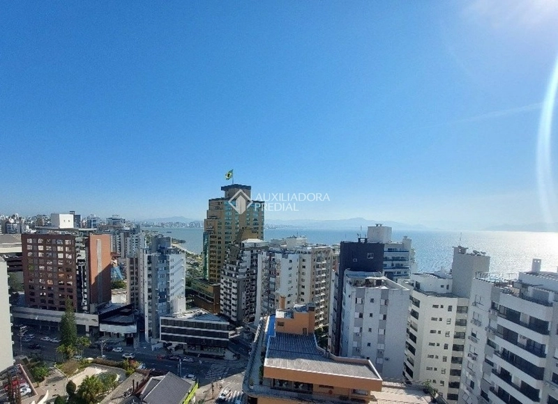 Cobertura de 316m2 e 5 vagas de garagem no Centro de Florianópolis: 11ª foto da galeria de imagens do imóvel