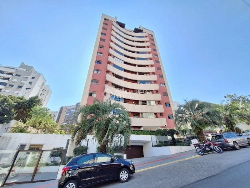 Cobertura de 316m2 e 5 vagas de garagem no Centro de Florianópolis: 37ª foto da galeria de imagens do imóvel