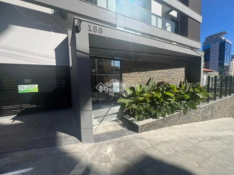 Exclusividade, Sofisticação e Vista Privilegiada no Centro de Florianó: 13ª foto da galeria de imagens do imóvel