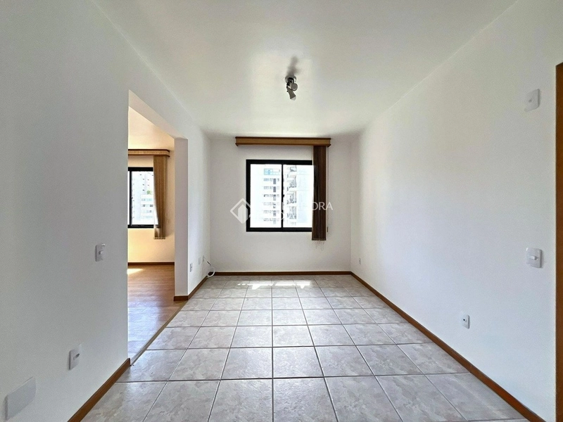 Amplo apartamento com 3 quartos (1 suíte) no Centro de Florianópolis!: 5ª foto da galeria de imagens do imóvel